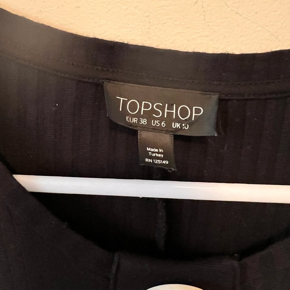 Topshop Ribbed Button Top - Picture 4 of 6